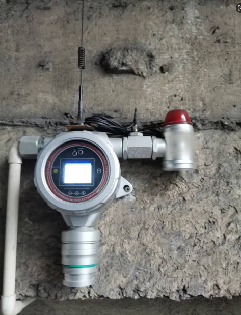 逸云天氣體檢測(cè)解決方案：賦能冶煉廠(chǎng)，筑牢安全防線(xiàn)圖片